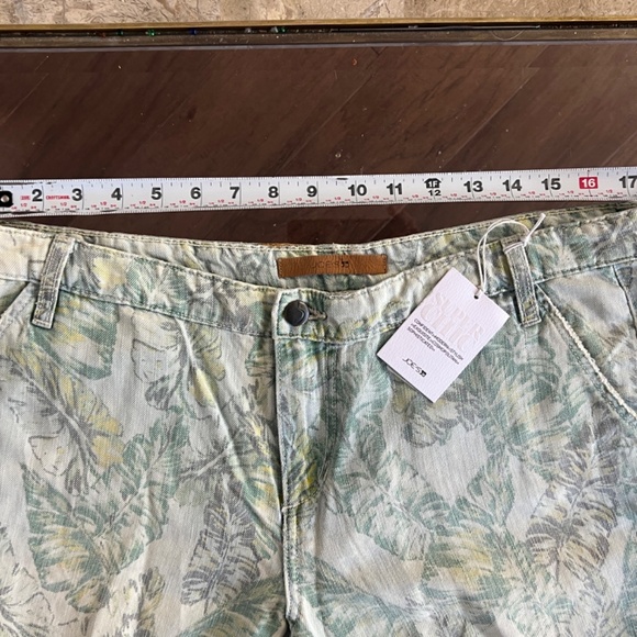 NEW JOE'S Jeans from Nordstrom with tropical leaves print - unusual & beautiful! - Picture 10 of 13